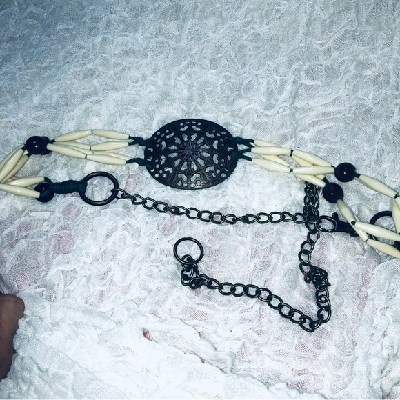 Vintage Elegant Brown and Cream Chain Belt with medallion in middle, 46” long - Picture 8 of 8